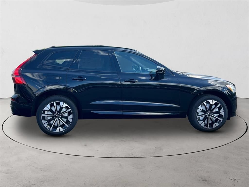 Certified 2026 Volvo XC60 T8 Plus w/ Protection Package Premier AWD/4WD image 6