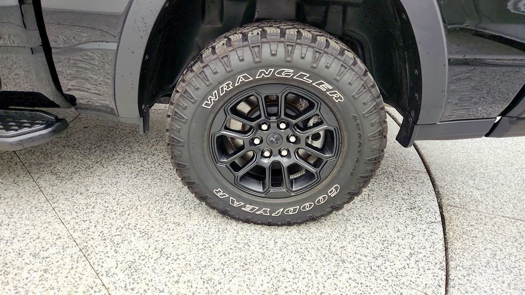 Used 2025 RAM 1500 Rebel w/ Advanced Safety Group II AWD/4WD image 9