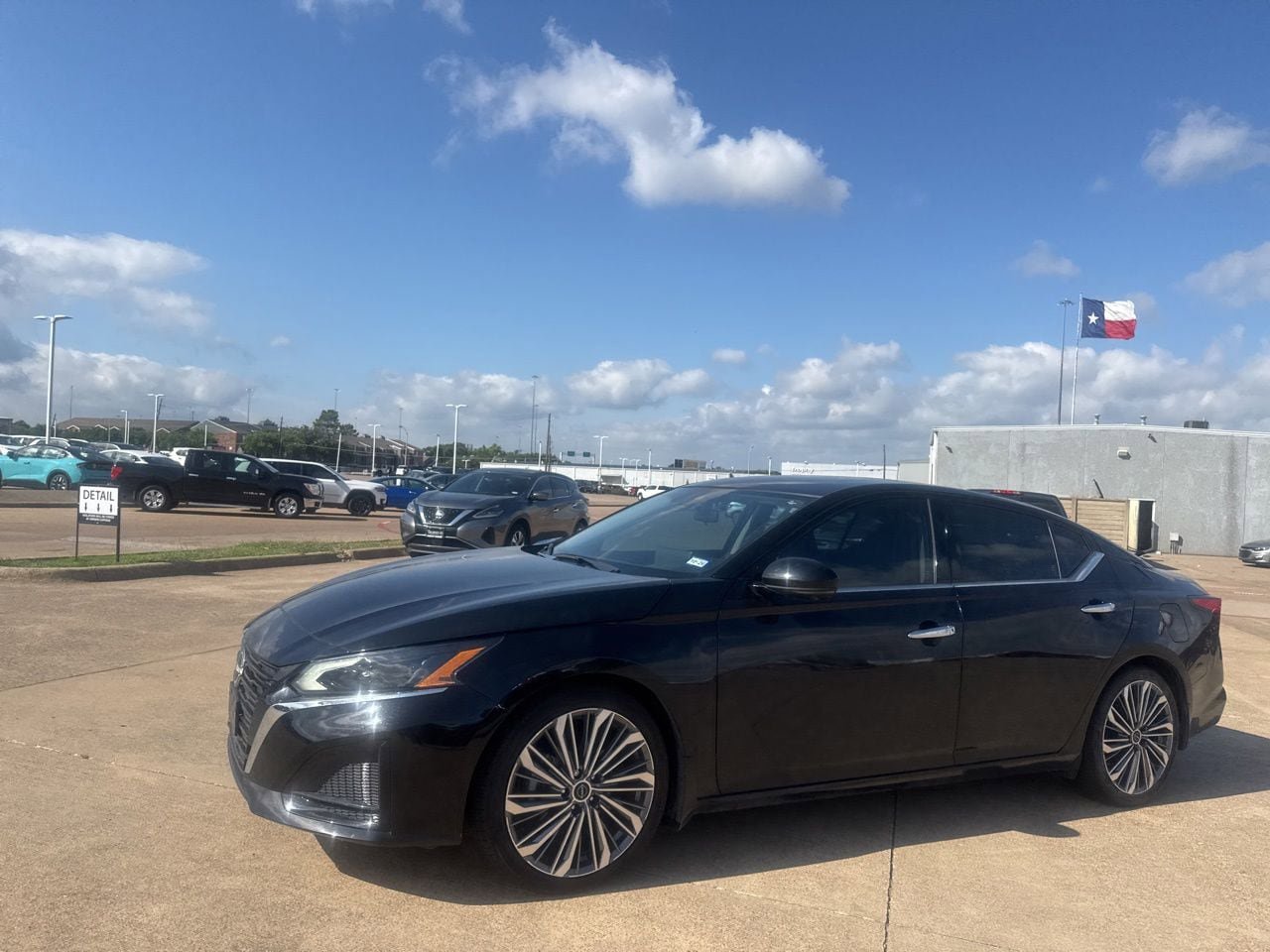 Used 2023 Nissan Altima 2.5 SL FWD image 8