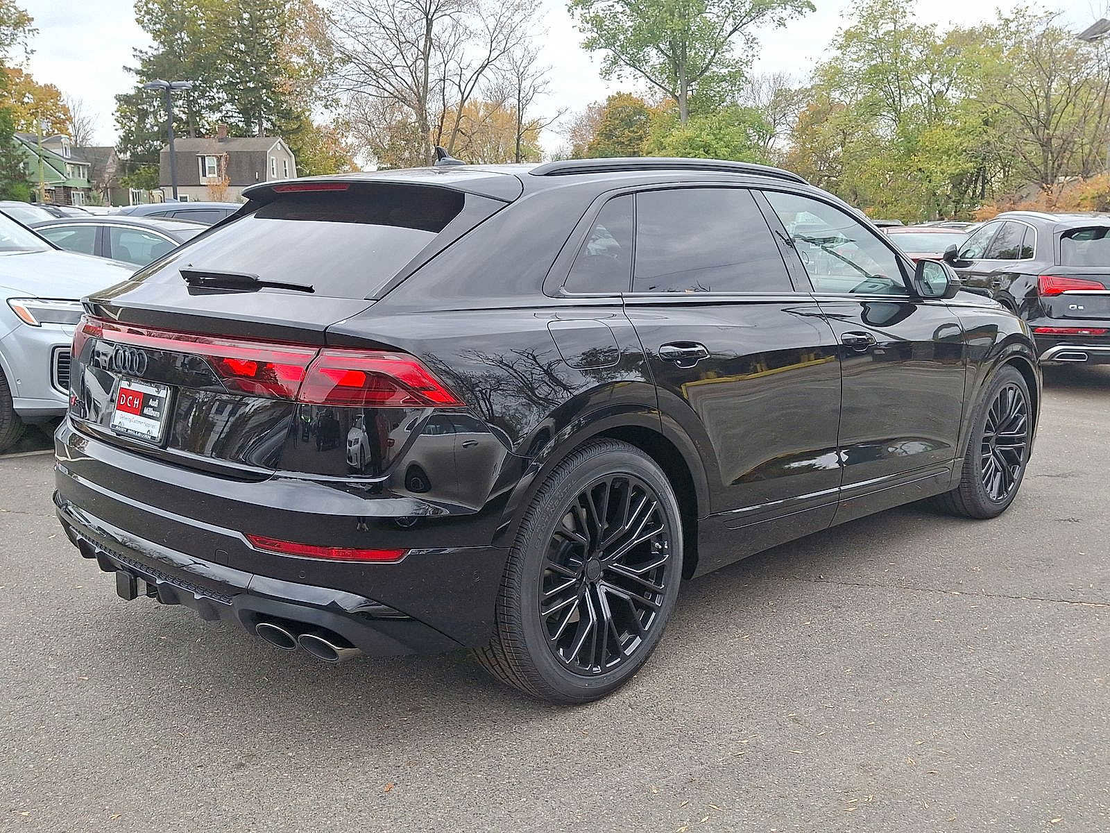 New 2026 Audi SQ8 Prestige image 11