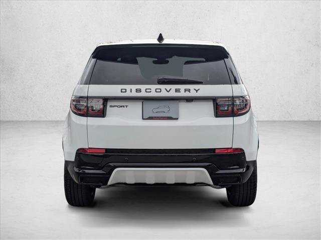 New 2026 Land Rover Discovery Sport Landmark AWD/4WD image 8
