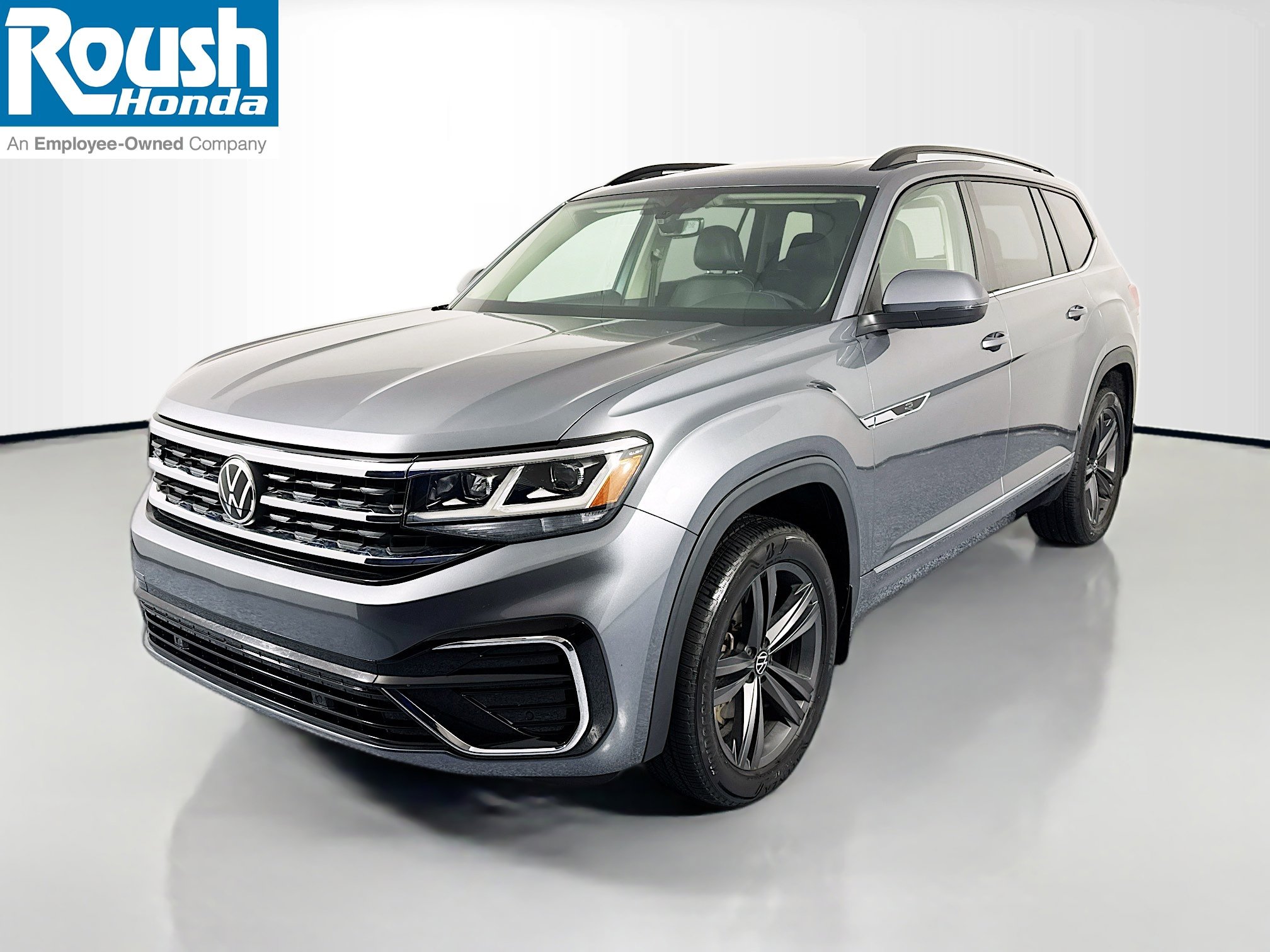 Used 2021 Volkswagen Atlas SE w/ Panoramic Sunroof Package
