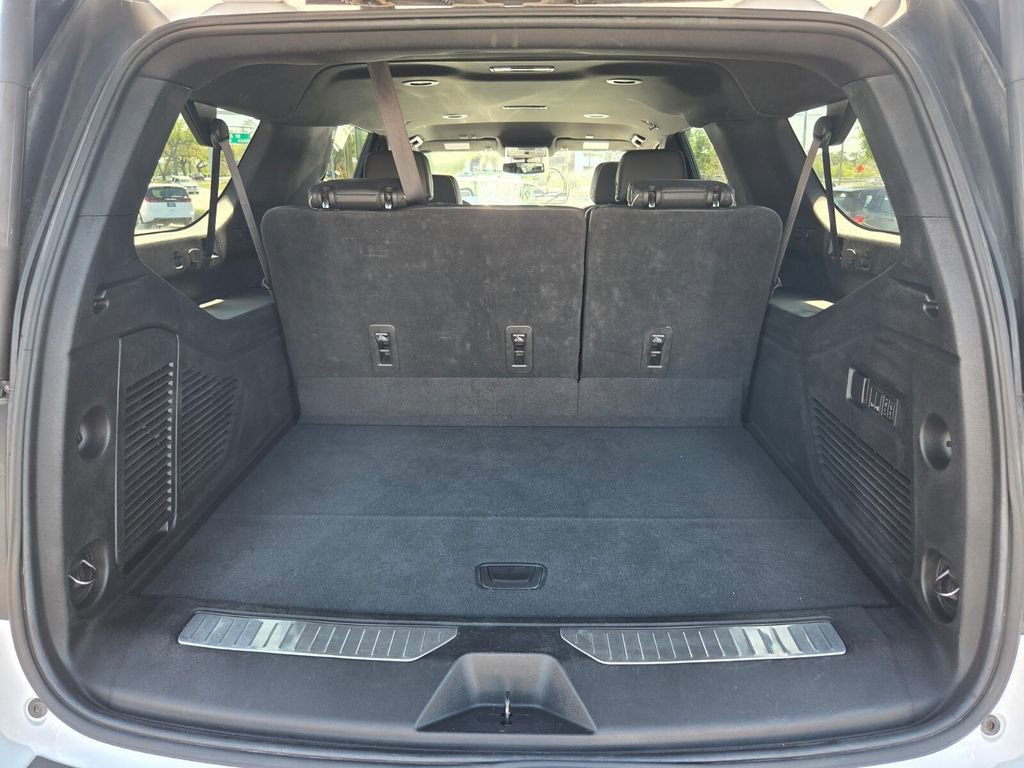 Certified 2023 Chevrolet Suburban Premier image 16