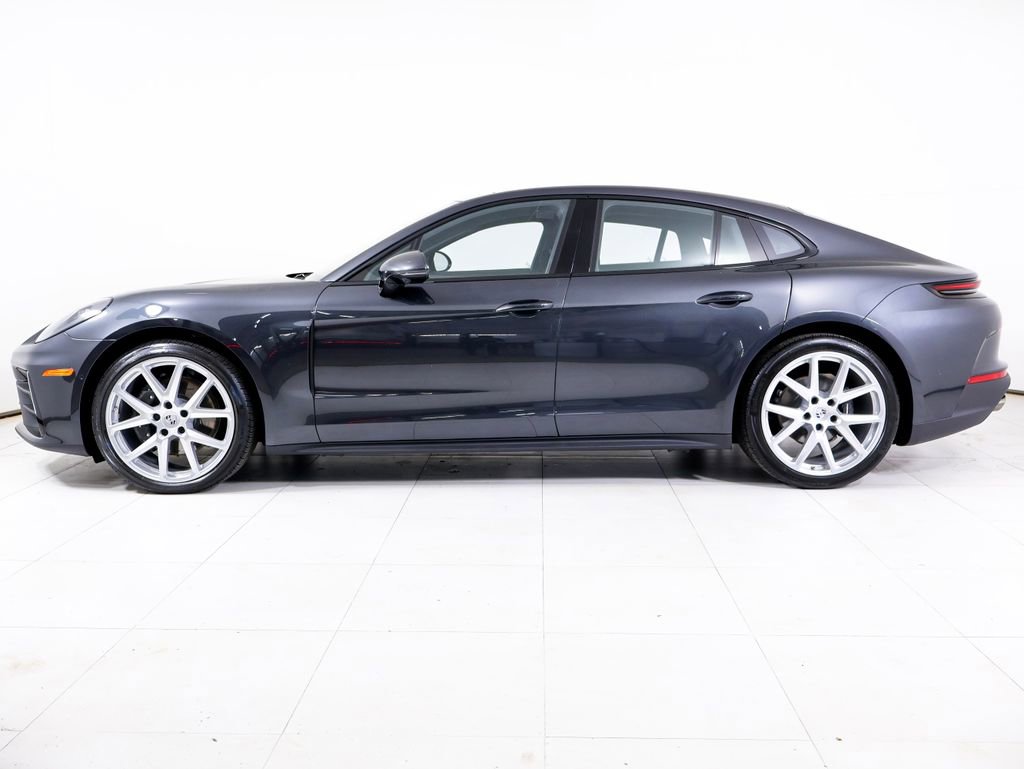 Certified 2025 Porsche Panamera 4 AWD/4WD image 2
