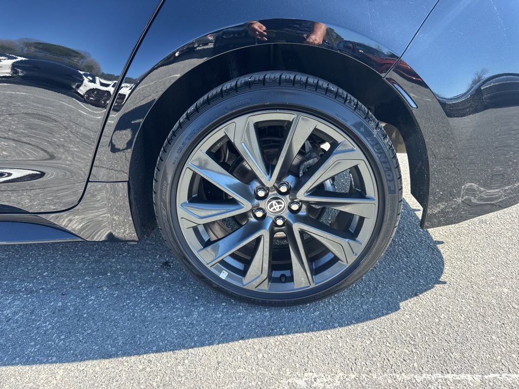 Used 2025 Toyota Corolla SE image 27