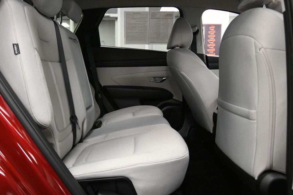 Used 2026 Hyundai Tucson SEL Plus AWD/4WD image 23