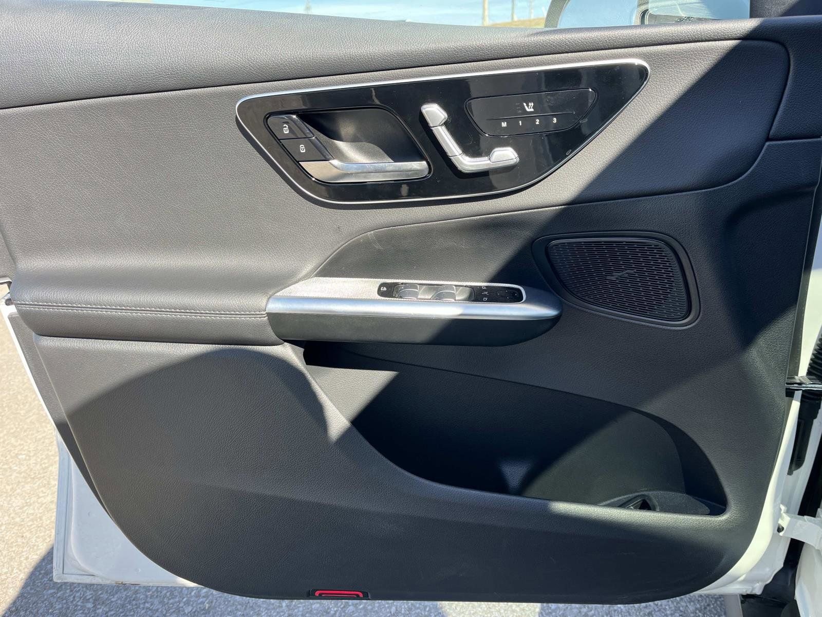 Certified 2025 Mercedes-Benz GLC 300 GLC 300 image 17