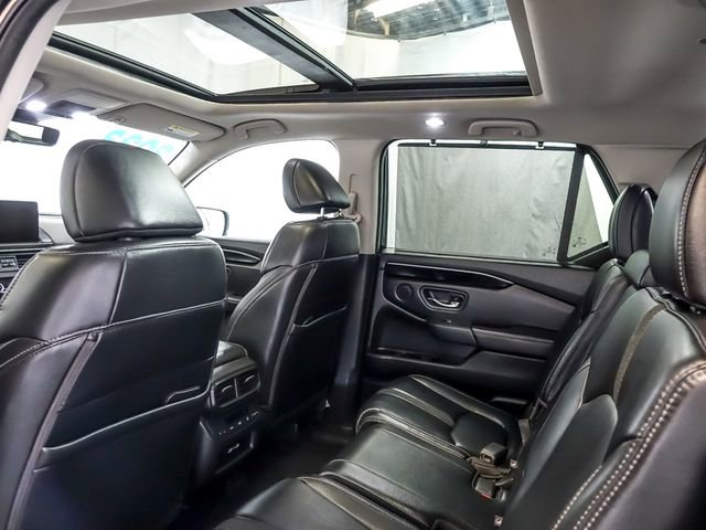 Used 2023 Honda Pilot Touring image 16