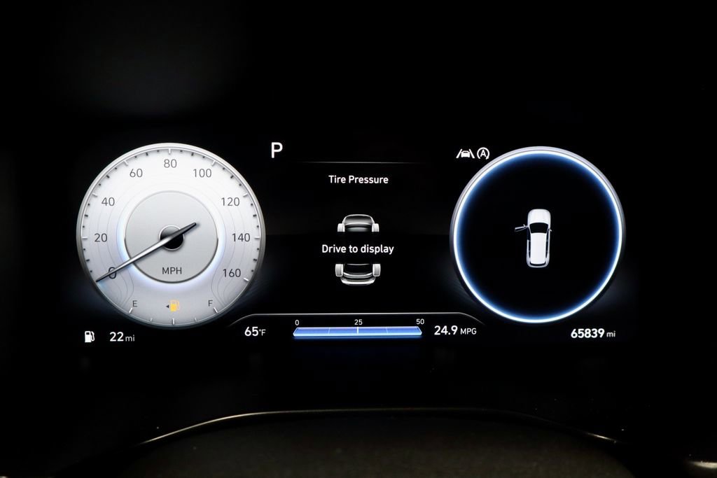 Certified 2023 Hyundai Santa Fe Limited image 32