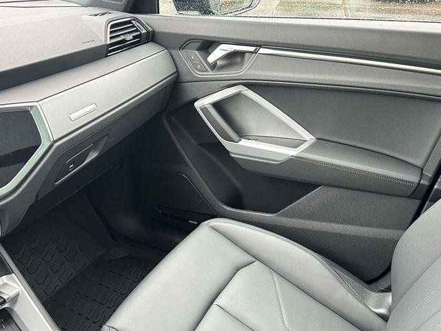 Certified 2025 Audi Q3 2.0T Premium w/ Convenience Plus Package AWD/4WD image 37