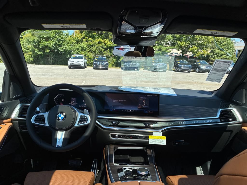 New 2027 BMW X7 xDrive40i w/ M Sport Package AWD/4WD image 18