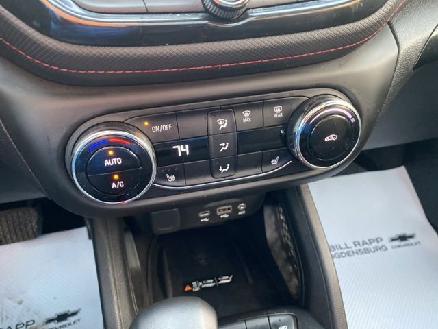 Used 2023 Chevrolet TrailBlazer RS w/ Sun and Liftgate Package AWD/4WD image 11