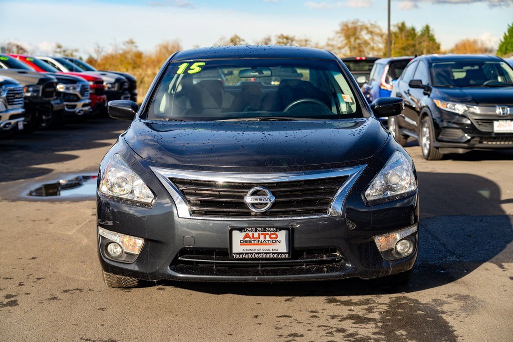 Used 2015 Nissan Altima 2.5 SV image 3