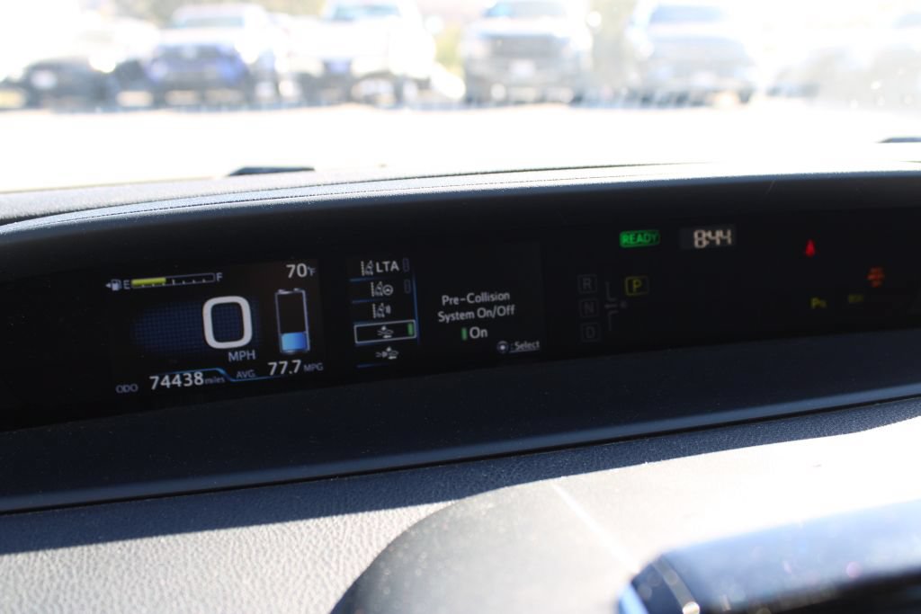 Used 2022 Toyota Prius Prime Limited FWD image 22