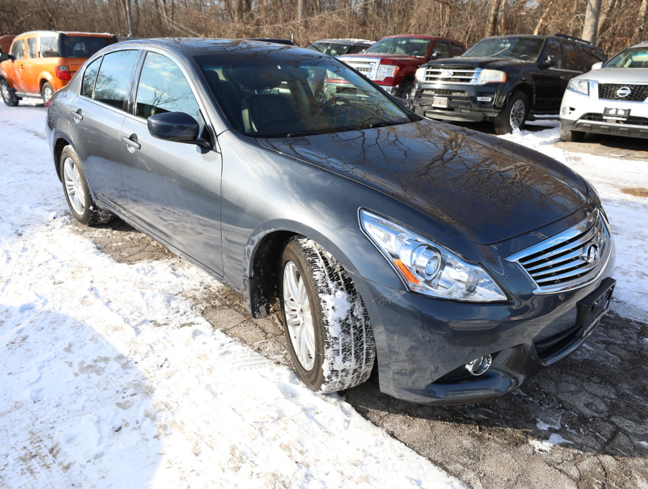 Used 2013 INFINITI G37 x w/ Premium Pkg image 4