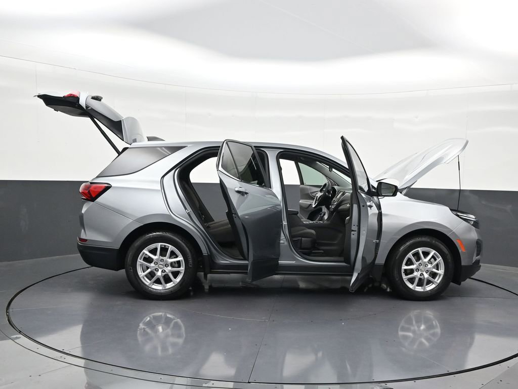 Used 2024 Chevrolet Equinox LT FWD image 33