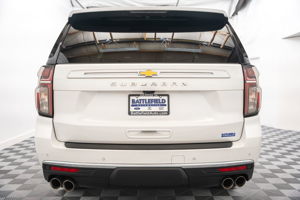 Used 2024 Chevrolet Suburban High Country AWD/4WD image 6