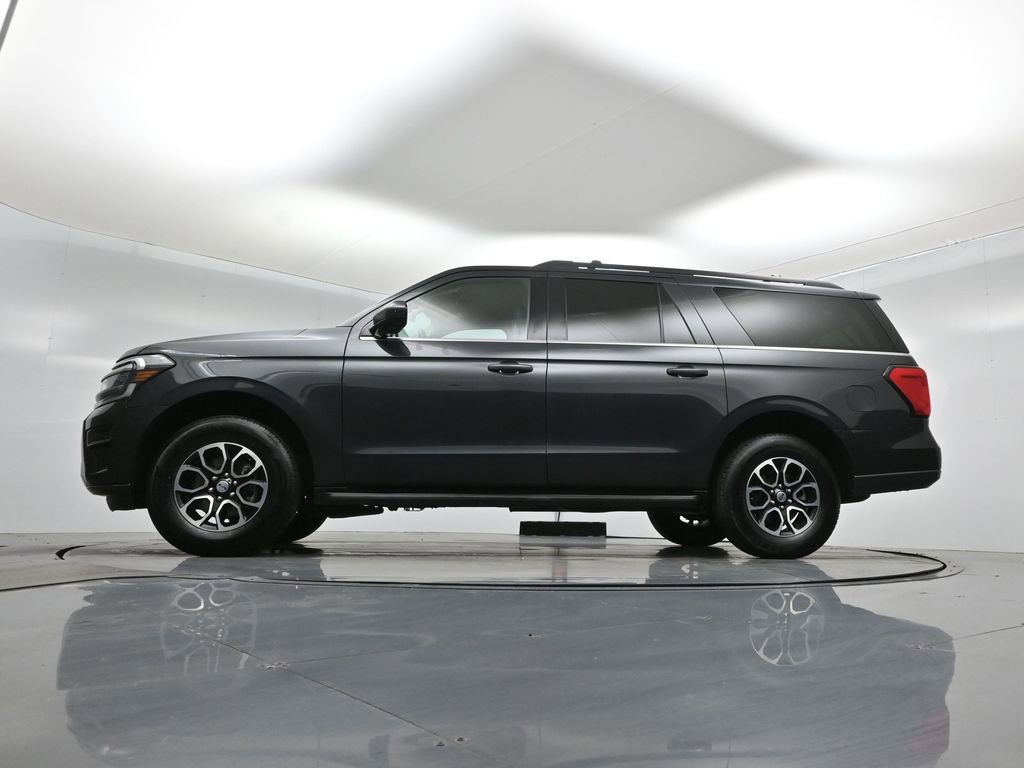 Certified 2024 Ford Expedition Max XLT image 8