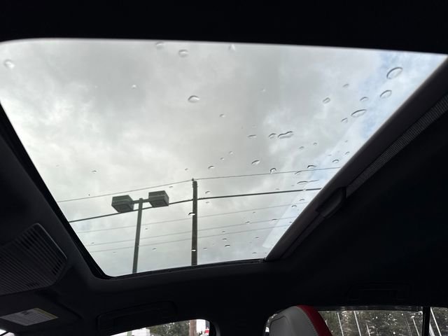 Used 2025 Volkswagen GTI SE image 34