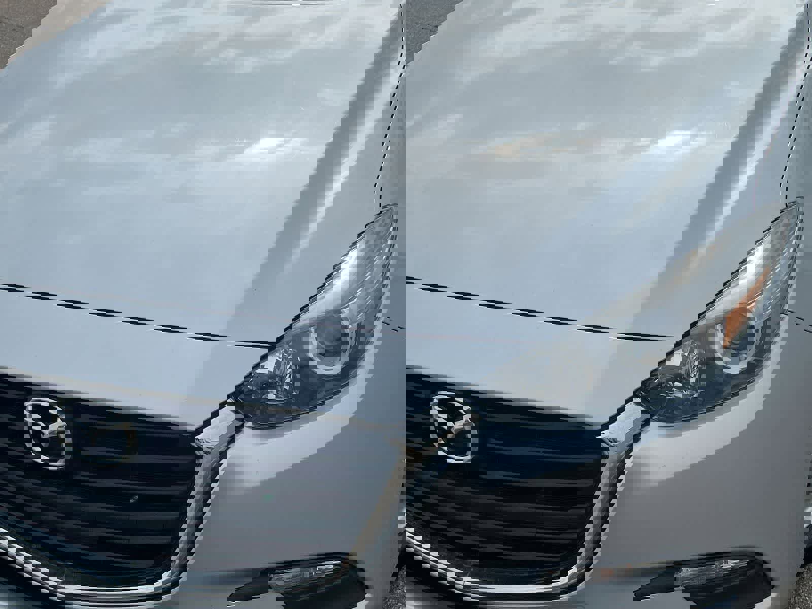 Used 2017 MAZDA MAZDA3 Sport w/ Preferred Equipment Package image 11