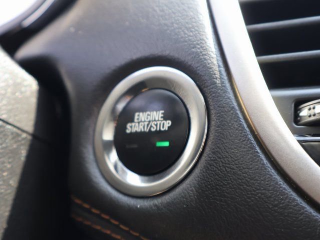 Certified 2020 Chevrolet Trax LT w/ Sun & Sound Package FWD image 28