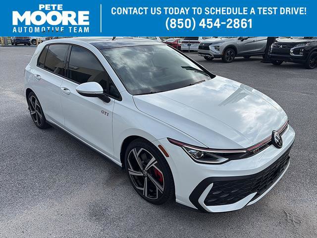 Certified 2025 Volkswagen GTI SE FWD image 1