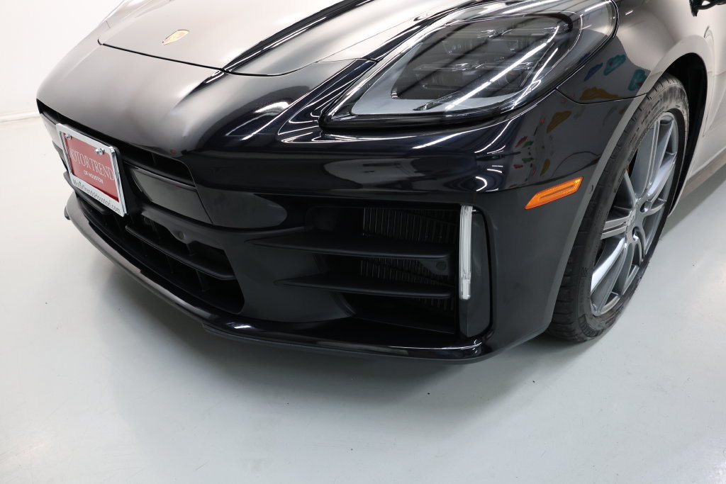 Used 2025 Porsche Panamera image 62