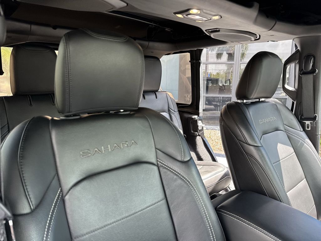 Used 2019 Jeep Wrangler Unlimited Sahara AWD/4WD image 42