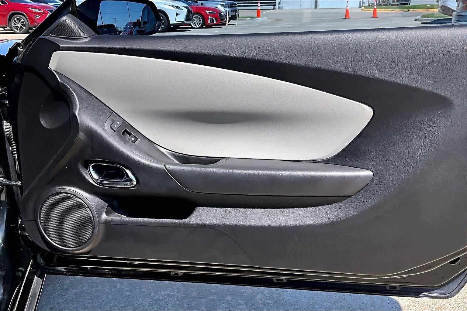 Used 2015 Chevrolet Camaro LS RWD image 22