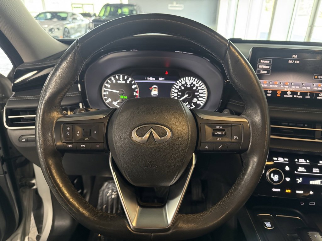 Used 2023 INFINITI QX60 Pure image 9