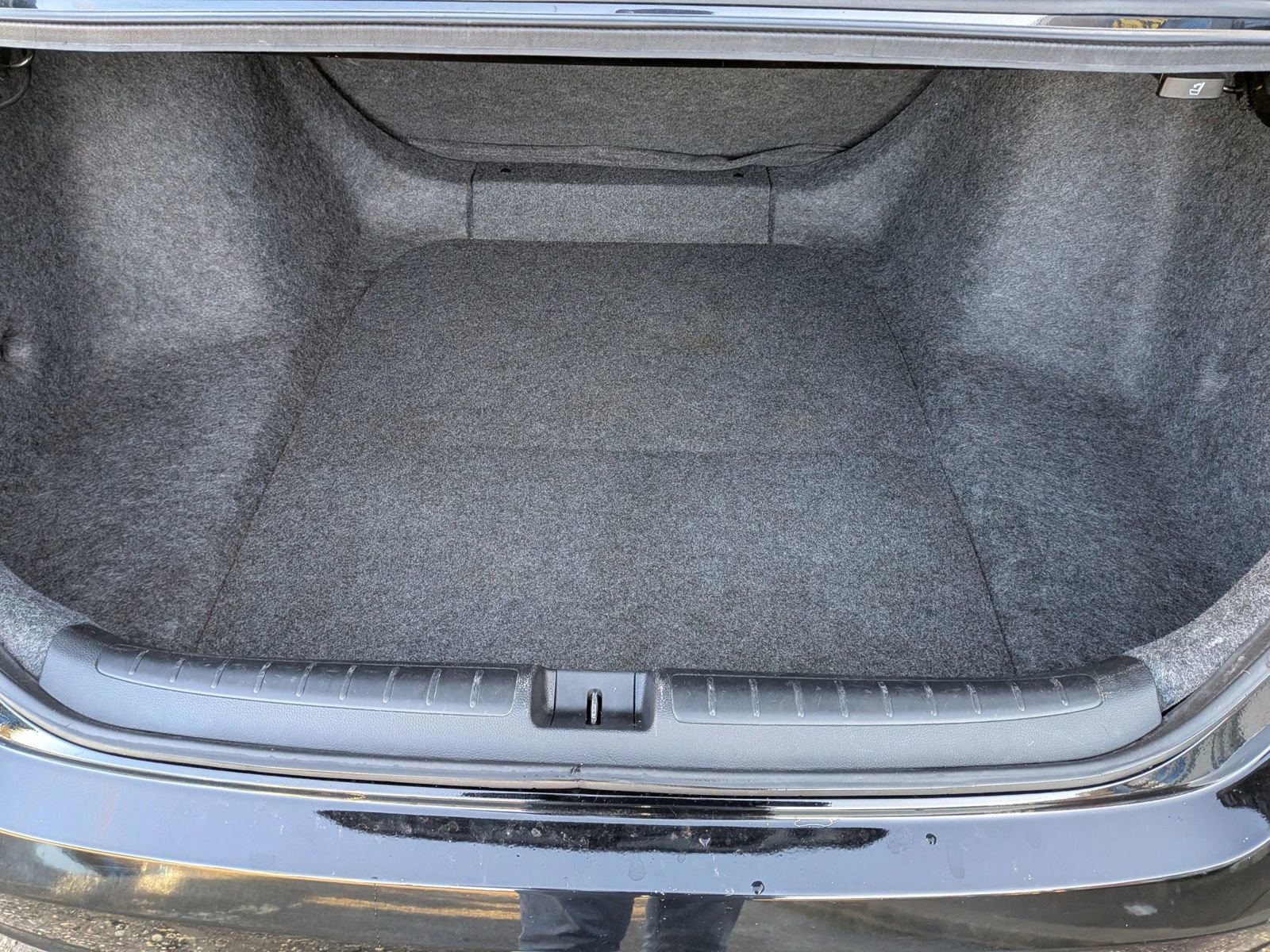 Used 2018 Honda Accord LX image 23