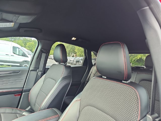Certified 2024 Ford Escape ST-Line w/ Tech Pack #1 FWD image 17