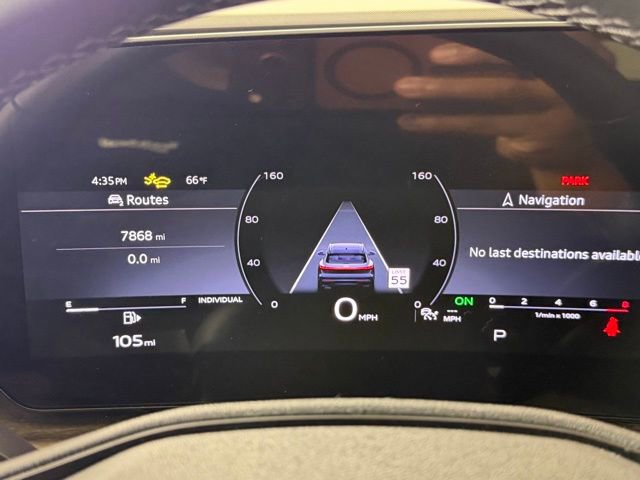 Used 2025 Audi Q5 Premium Plus w/ Premium Plus AWD/4WD image 12