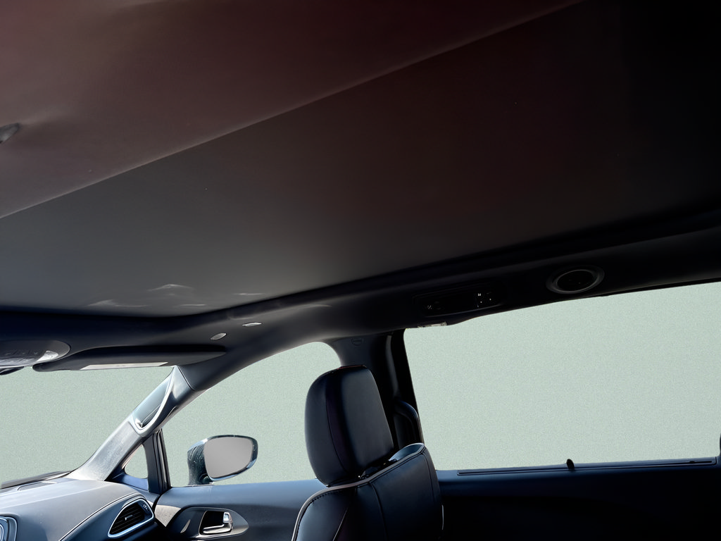 New 2027 Chrysler Pacifica Limited AWD/4WD image 12