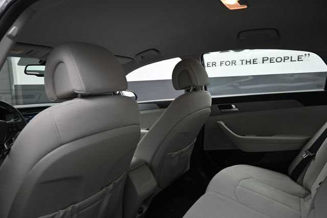 Used 2017 Hyundai Sonata SE FWD image 25