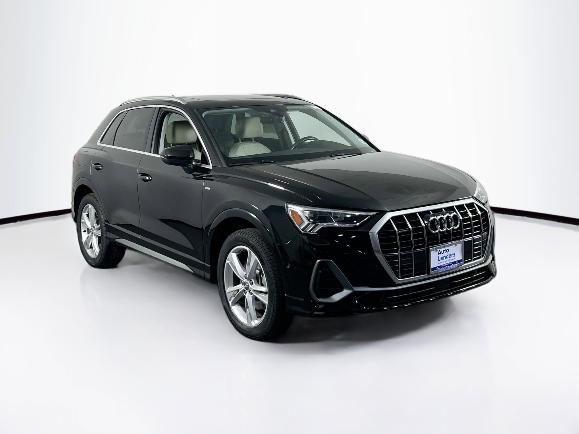 Used 2020 Audi Q3 2.0T Prestige image 3