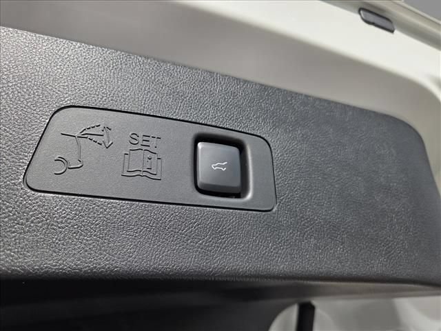 New 2026 Lincoln Corsair Grand Touring w/ Rear Removable Package Tray AWD/4WD image 21
