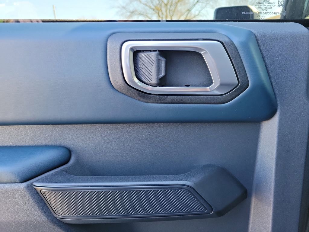 New 2025 Ford Bronco Heritage Edition image 15