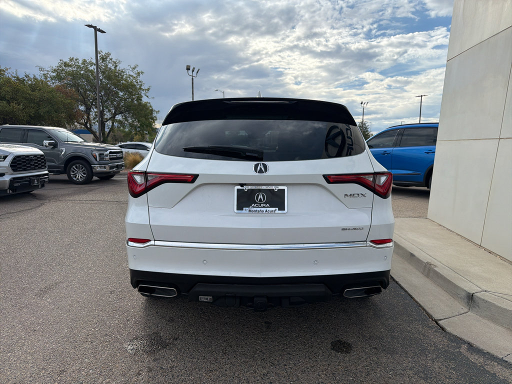 Certified 2024 Acura MDX w/ Technology Package AWD/4WD image 7