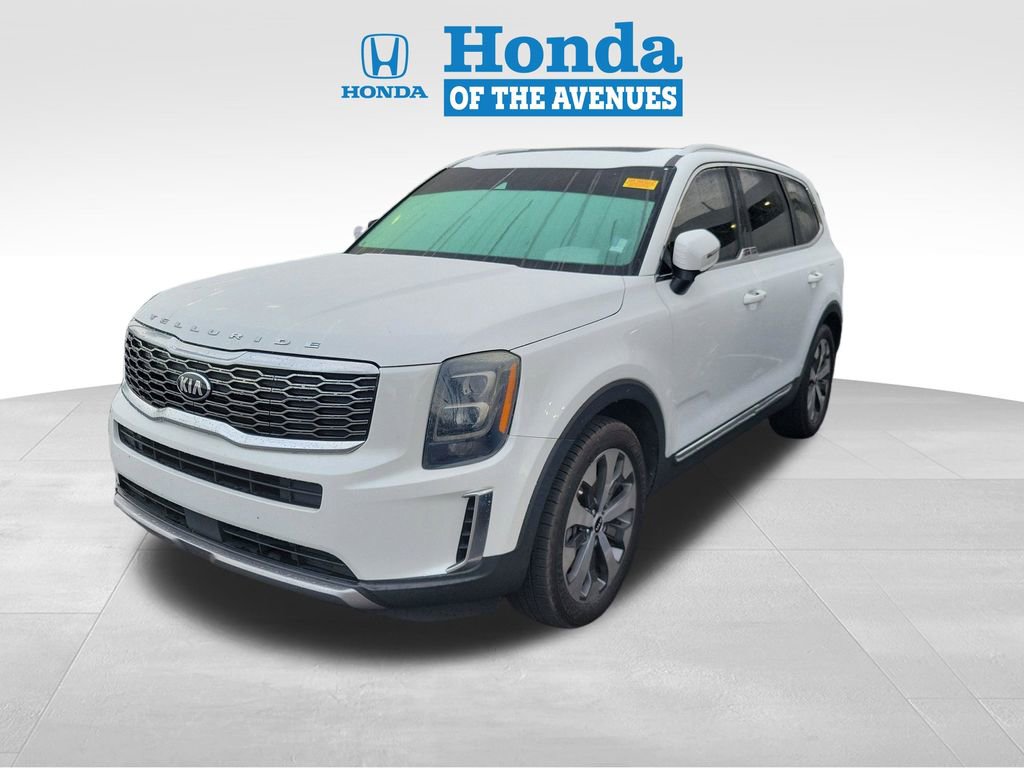 Used 2021 Kia Telluride EX w/ EX Premium Package image 3