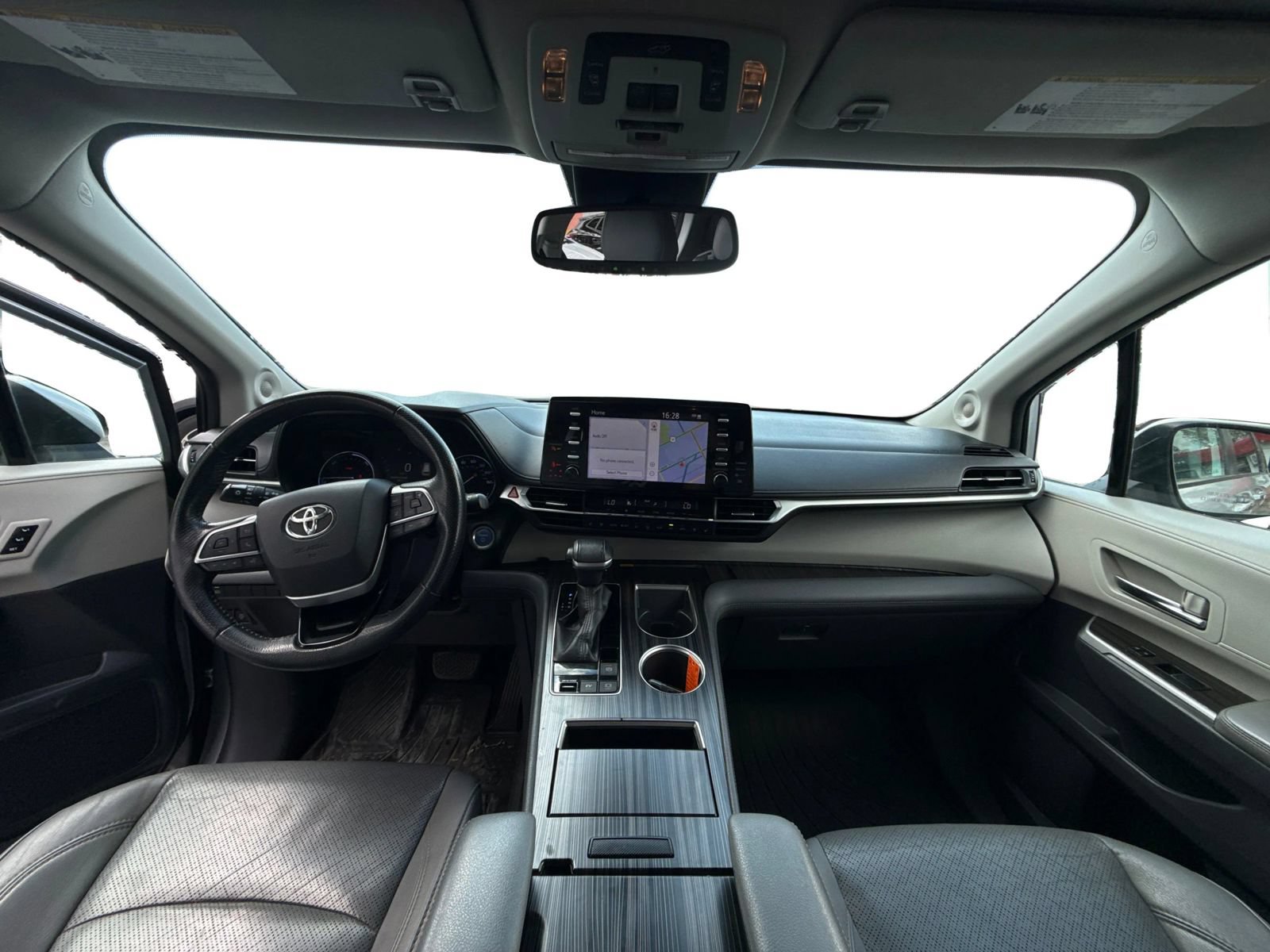 Used 2021 Toyota Sienna Limited AWD/4WD image 13