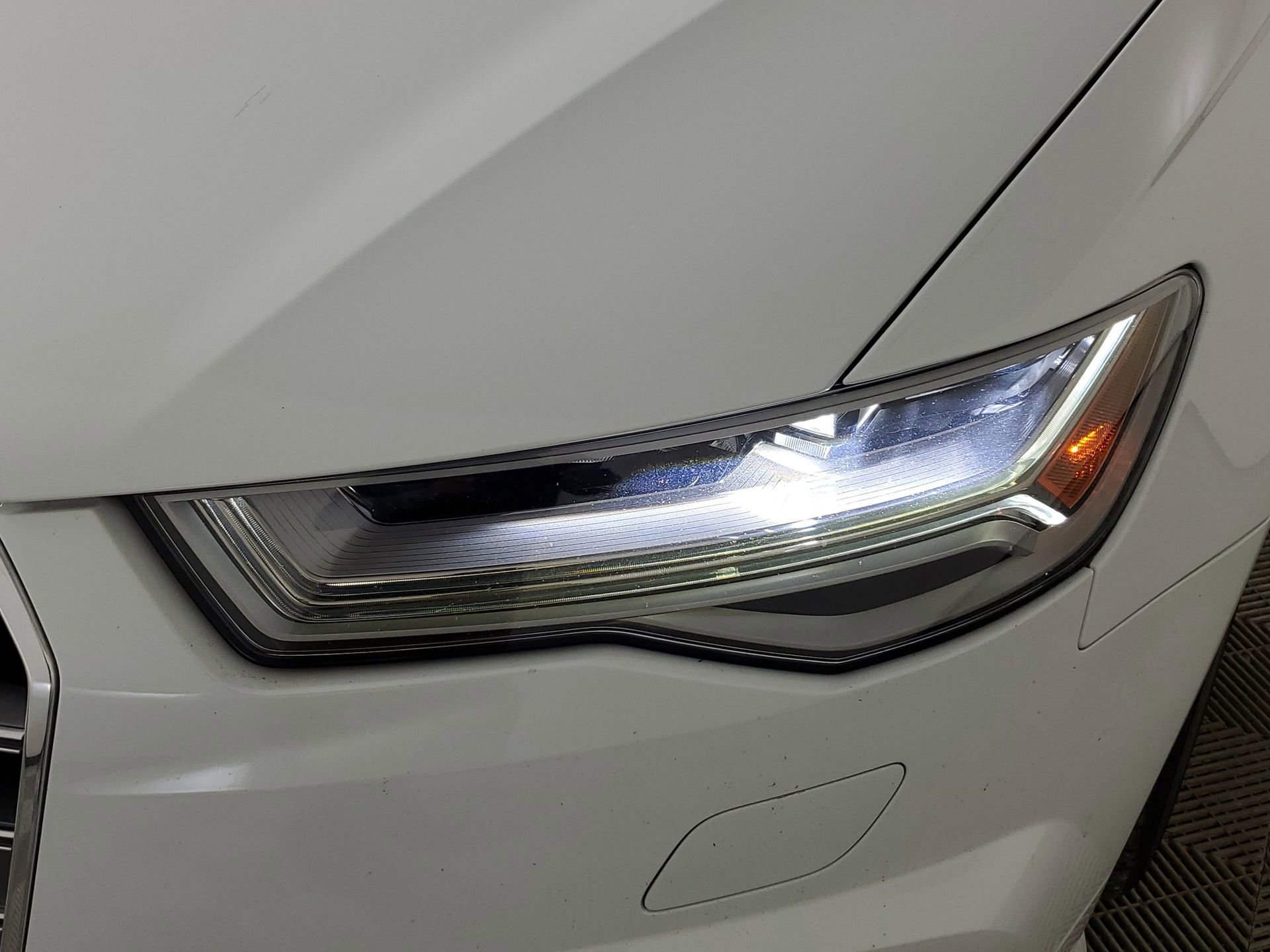 Used 2016 Audi S6 Prestige w/ Prestige Package image 16