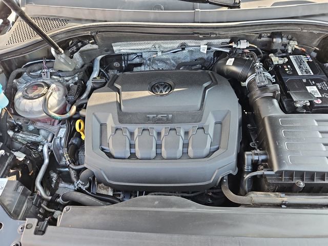 Used 2022 Volkswagen Tiguan SE R-Line image 71