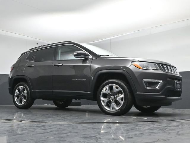 Used 2020 Jeep Compass Limited image 37