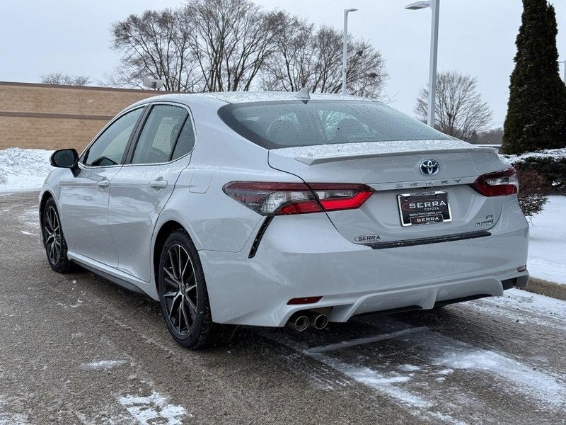 Used 2022 Toyota Camry SE image 5