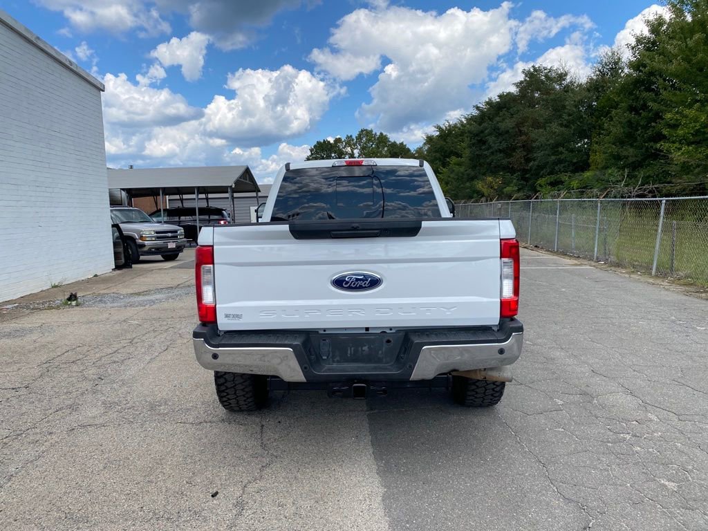 Used 2019 Ford F250 Lariat image 3