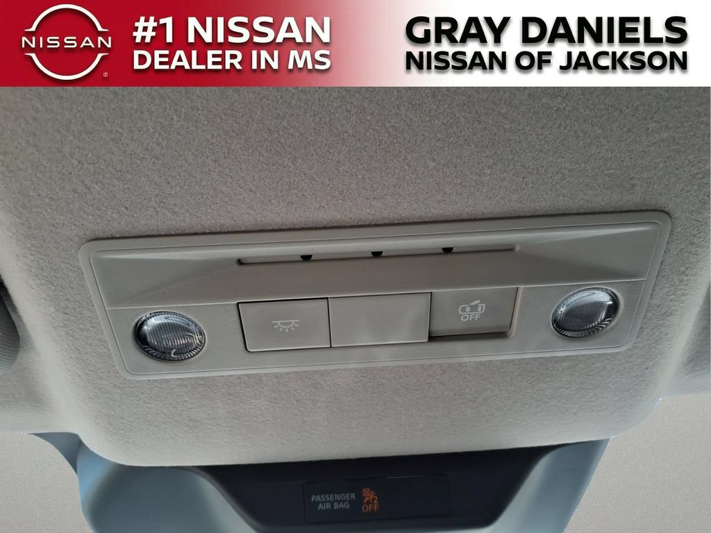 Certified 2025 Nissan Kicks SV AWD/4WD image 22