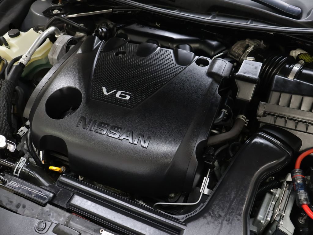 Used 2020 Nissan Maxima SR w/ Sport Mat Group FWD image 29