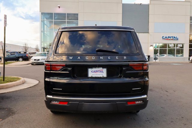 Used 2022 Jeep Wagoneer Series II image 14