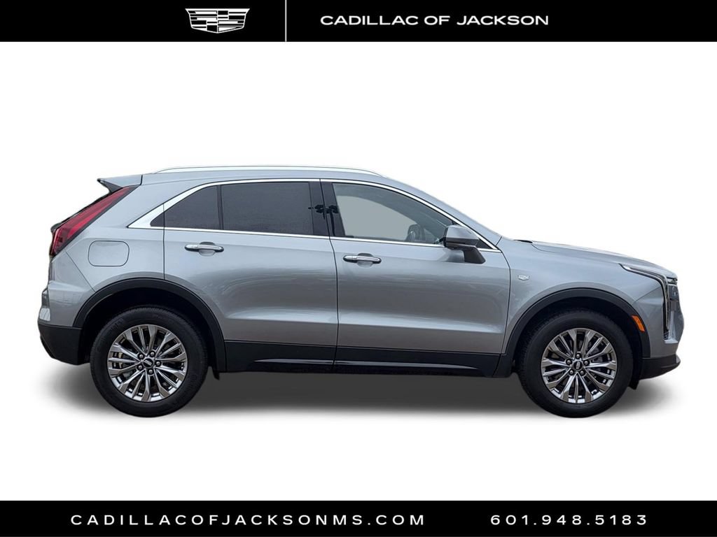 Certified 2025 Cadillac XT4 Premium Luxury FWD image 4